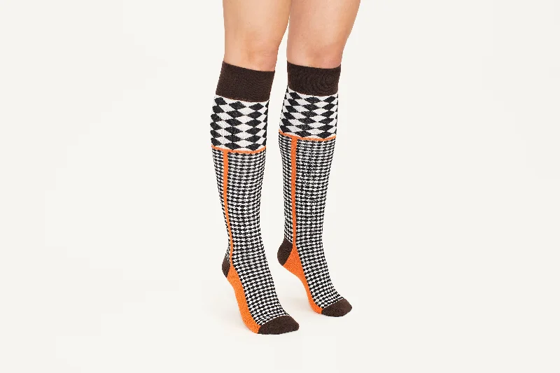 MEGAN - Cotton Blend Diamond Motif Knee Socks in Brown & Orange